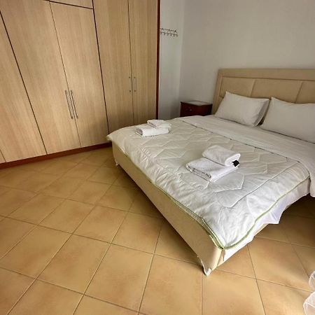 Taulant Apartment Sarande Exterior photo