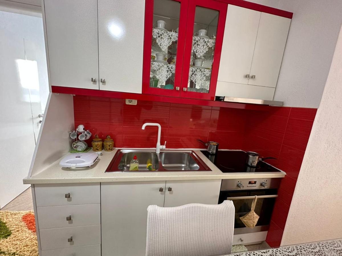 Taulant Apartment Sarande Exterior photo