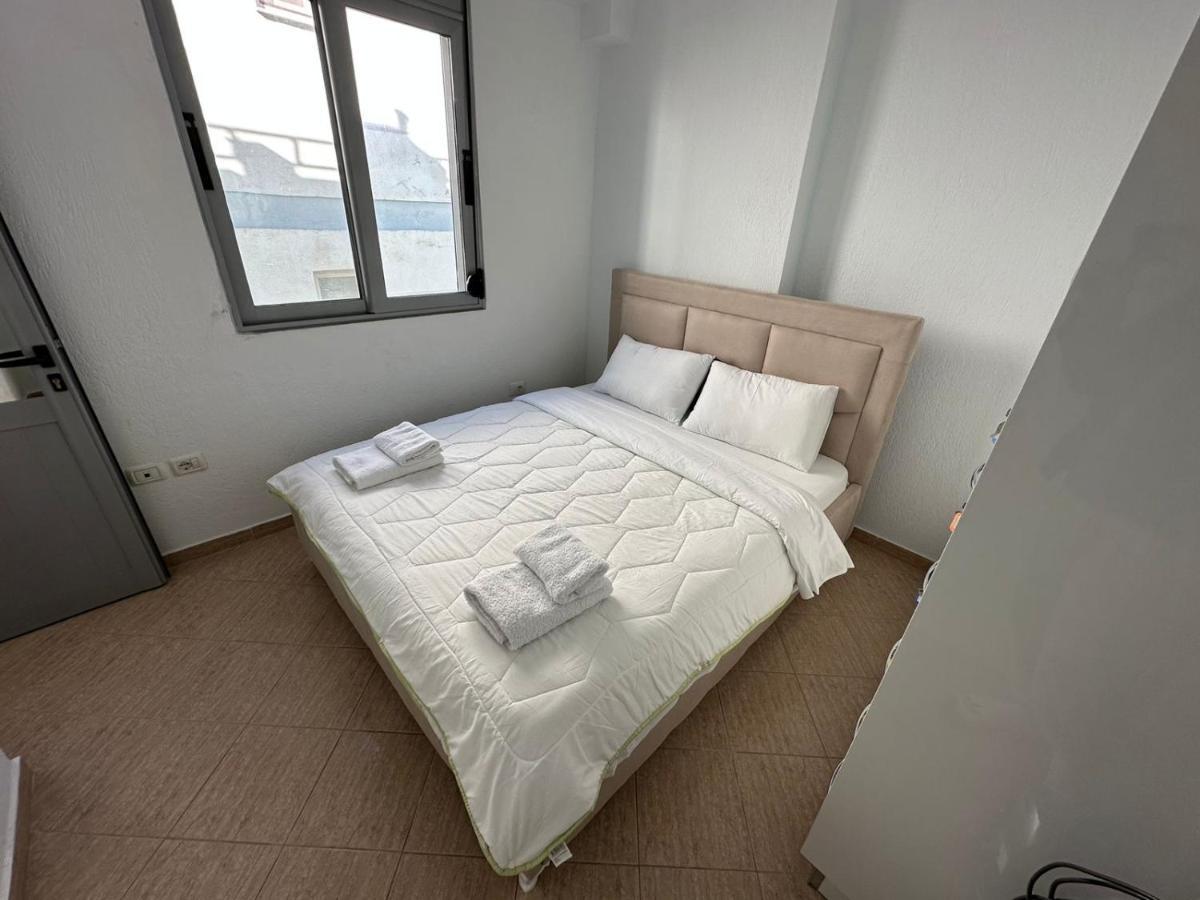 Taulant Apartment Sarande Exterior photo