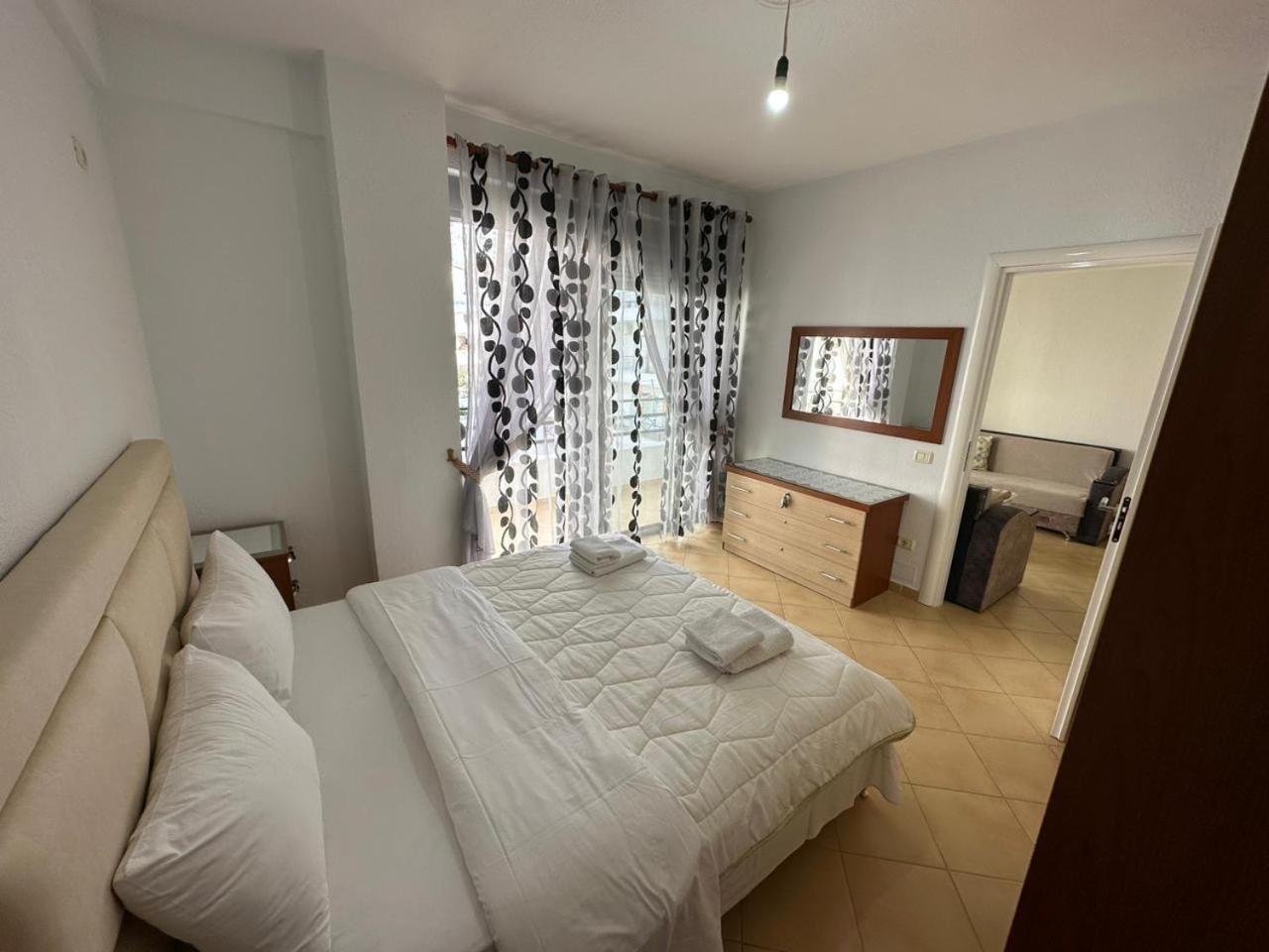 Taulant Apartment Sarande Exterior photo