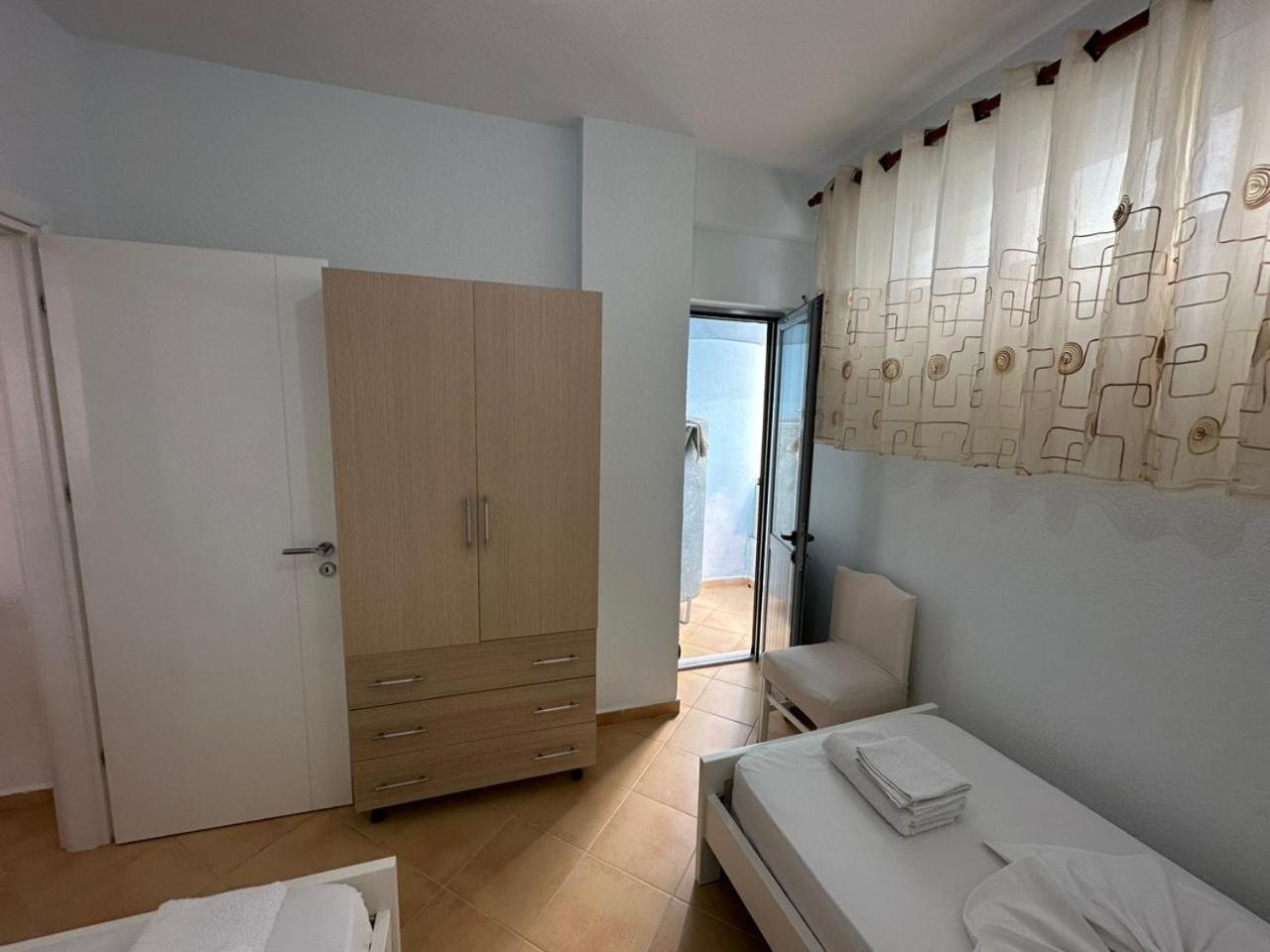 Taulant Apartment Sarande Exterior photo